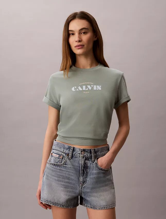 Tricou clasic cu logo grafic îndrăzneț Tricou clasic cu logo grafic îndrăzneț