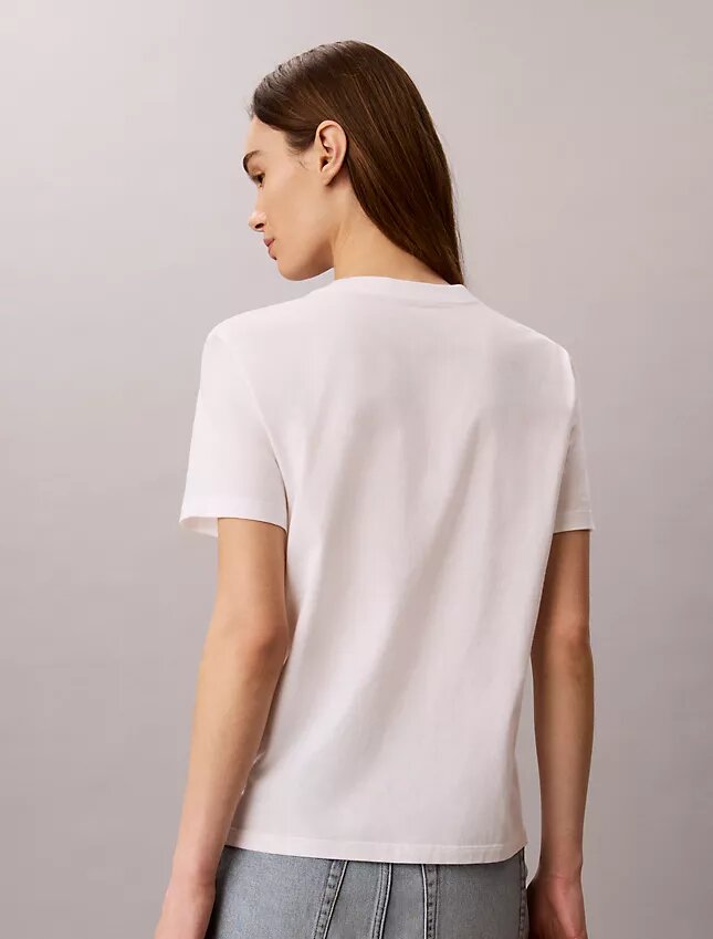 Tricou clasic cu logo grafic îndrăzneț Tricou clasic cu logo grafic îndrăzneț