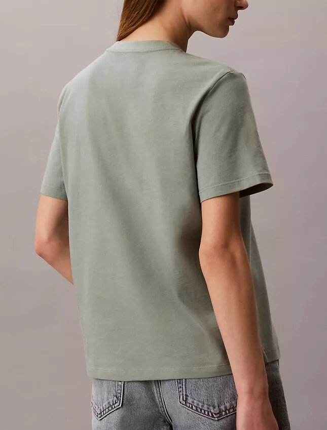 Tricou clasic cu logo grafic îndrăzneț Tricou clasic cu logo grafic îndrăzneț