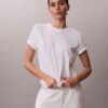 Tricou clasic cu logo tip scris pe toată suprafața Tricou clasic cu logo tip scris pe toată suprafața