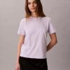 Tricou clasic cu logo tip scris pe toată suprafața Tricou clasic cu logo tip scris pe toată suprafața