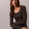 Tricou cu guler în U din bumbac cu nervuri Tricou cu guler în U din bumbac cu nervuri
