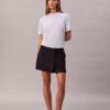 Tricou cu guler înalt din tricot fin Tricou cu guler înalt din tricot fin