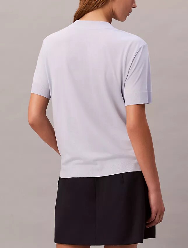Tricou cu guler înalt din tricot fin Tricou cu guler înalt din tricot fin