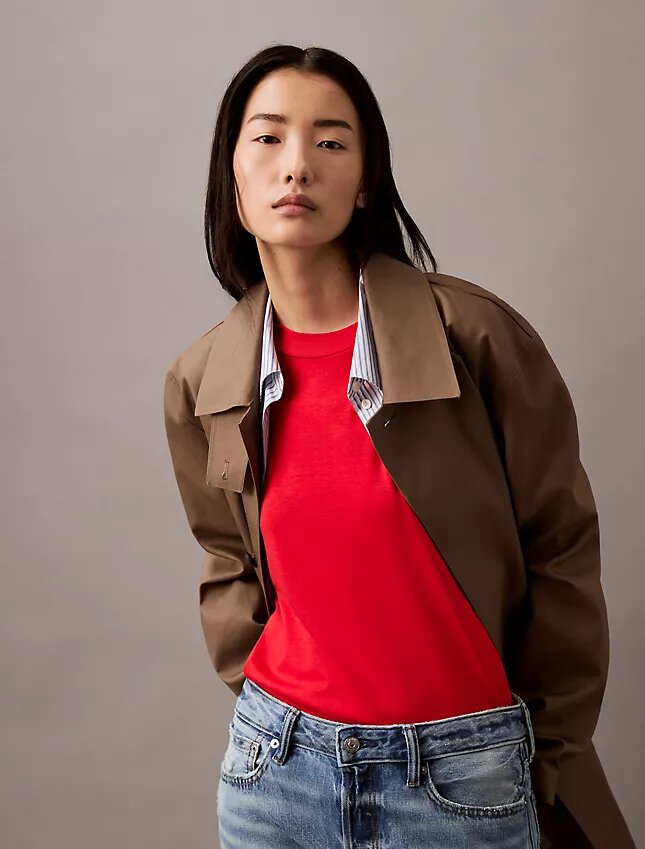 Tricou cu guler înalt din tricot fin Tricou cu guler înalt din tricot fin
