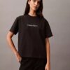 Tricou cu guler rotund, croială dreaptă și logo standard Tricou cu guler rotund, croială dreaptă și logo standard