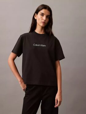 Tricou cu guler rotund, croială dreaptă și logo standard