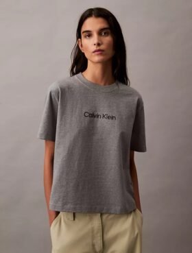 Tricou cu guler rotund, croială dreaptă și logo standard