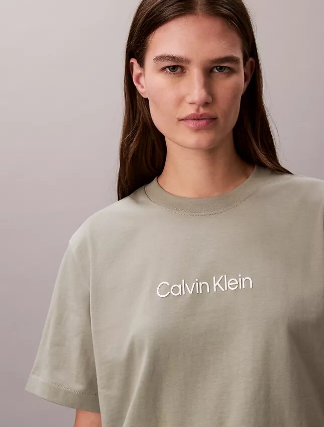 Tricou cu guler rotund, croială dreaptă și logo standard Tricou cu guler rotund, croială dreaptă și logo standard
