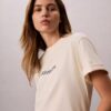 Tricou cu guler rotund, croială dreaptă și logo standard Tricou cu guler rotund, croială dreaptă și logo standard