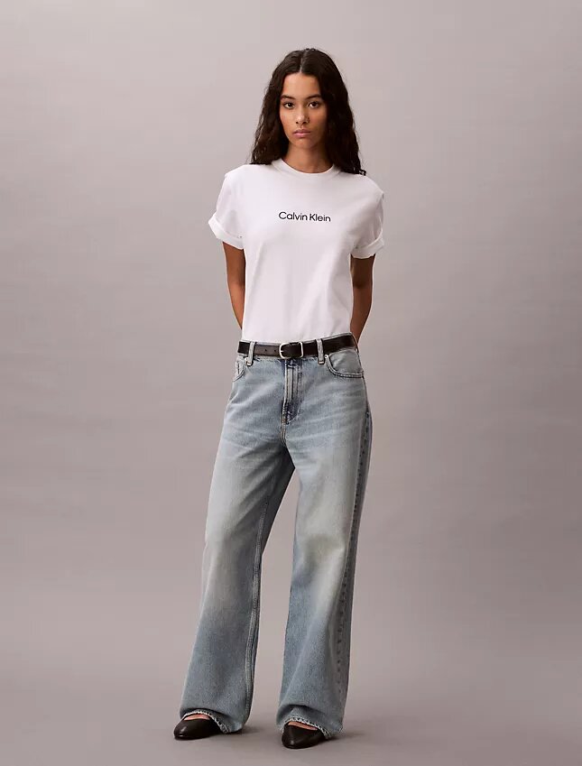 Tricou cu guler rotund, croială dreaptă și logo standard Tricou cu guler rotund, croială dreaptă și logo standard