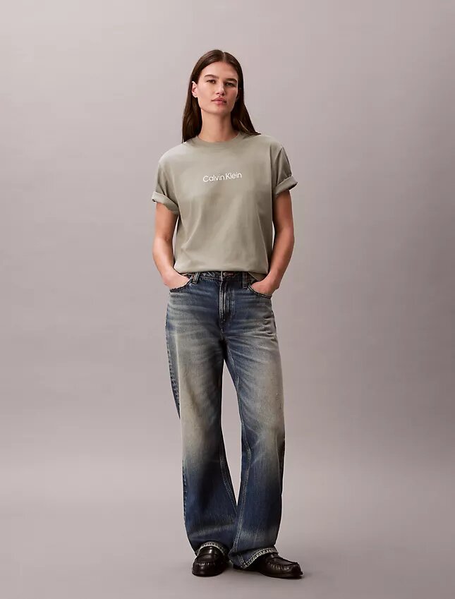 Tricou cu guler rotund, croială dreaptă și logo standard Tricou cu guler rotund, croială dreaptă și logo standard