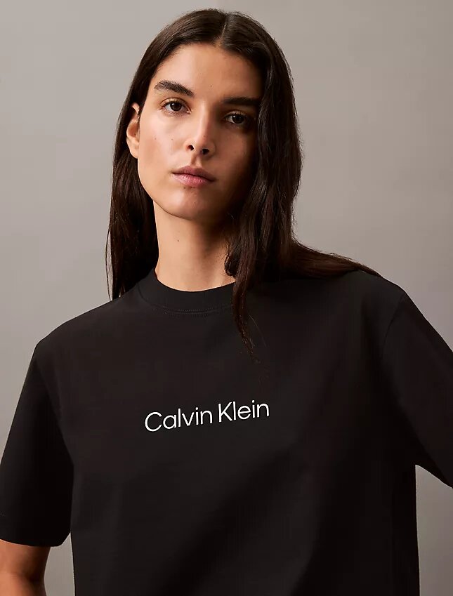 Tricou cu guler rotund, croială dreaptă și logo standard Tricou cu guler rotund, croială dreaptă și logo standard