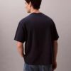 Tricou cu guler rotund, croială lejeră, cu logo din arhivă Tricou cu guler rotund, croială lejeră, cu logo din arhivă