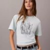 Tricou cu guler rotund și imprimeu urban