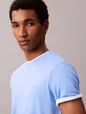 Tricou cu guler rotund Liquid Touch