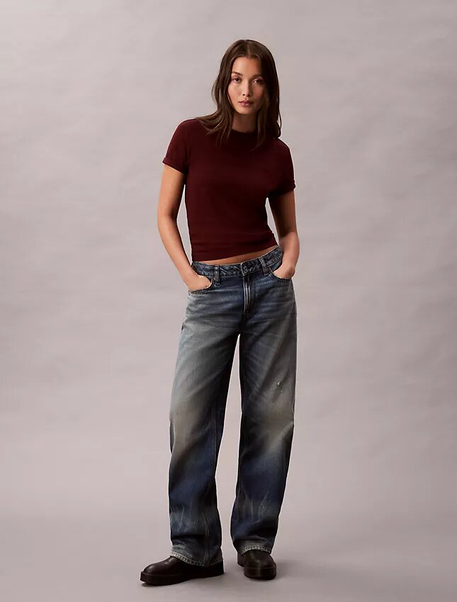 Tricou cu logo din arhivă Tricou cu logo din arhivă