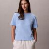 Tricou drept cu imprimeu grafic Calvin Klein în stil cursiv Tricou drept cu imprimeu grafic Calvin Klein în stil cursiv