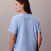 Tricou drept cu imprimeu grafic Calvin Klein în stil cursiv Tricou drept cu imprimeu grafic Calvin Klein în stil cursiv