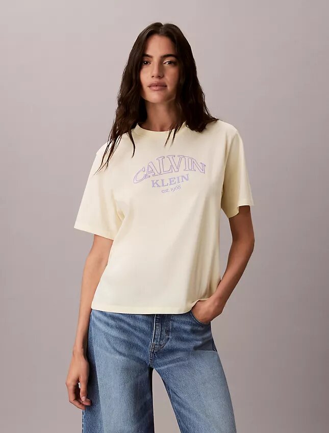 Tricou drept cu logo arhitectural Tricou drept cu logo arhitectural