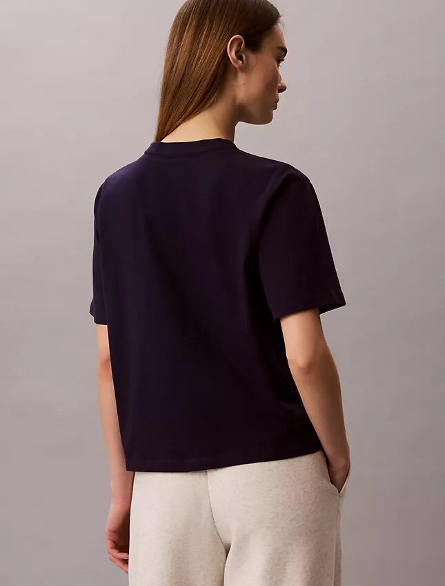 Tricou drept cu logo arhitectural Tricou drept cu logo arhitectural