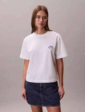 Tricou drept cu logo brodat