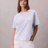 Tricou drept cu logo brodat Tricou drept cu logo brodat
