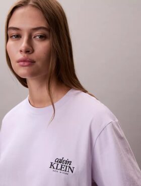 Tricou drept cu logo brodat
