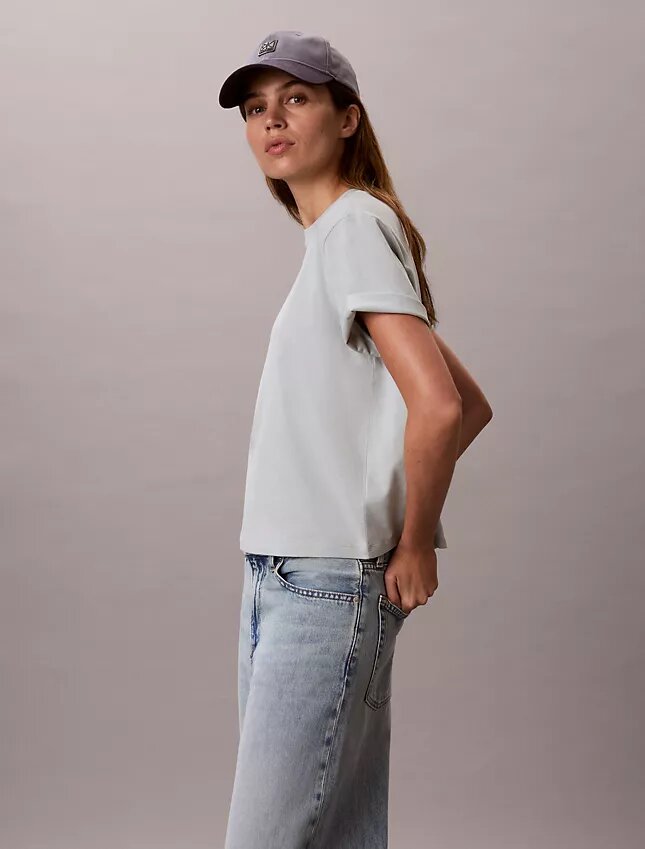 Tricou drept cu logo floral Tricou drept cu logo floral