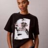 Tricou drept cu logo grafic decolorat Tricou drept cu logo grafic decolorat