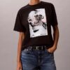 Tricou drept cu logo grafic decolorat Tricou drept cu logo grafic decolorat