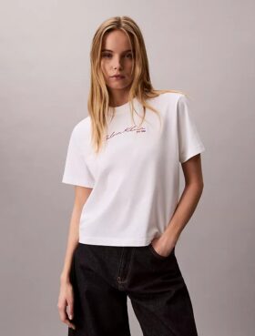 Tricou drept cu logo tip scris