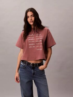 Tricou drept cu logo tipografic