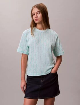 Tricou drept cu monogramă pe toată suprafața