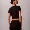 Tricou fără cusături cu emblemă din tricot cu nervuri