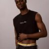 Tricou fără mâneci, scurt, cu imprimeu intens „Intense Power Pride”