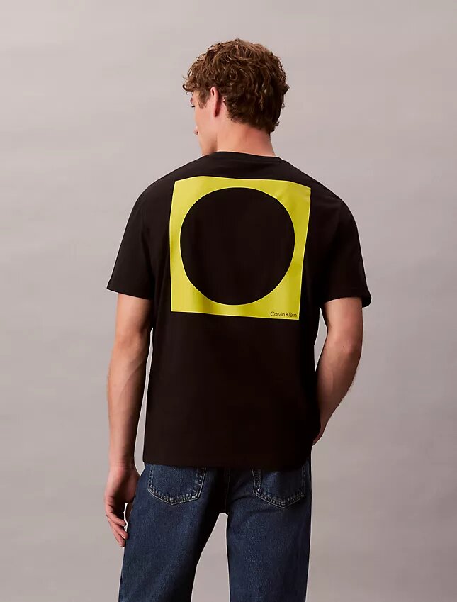Tricou lejer cu imprimeu circular Tricou lejer cu imprimeu circular