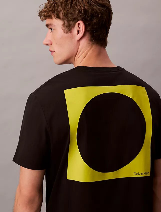 Tricou lejer cu imprimeu circular Tricou lejer cu imprimeu circular