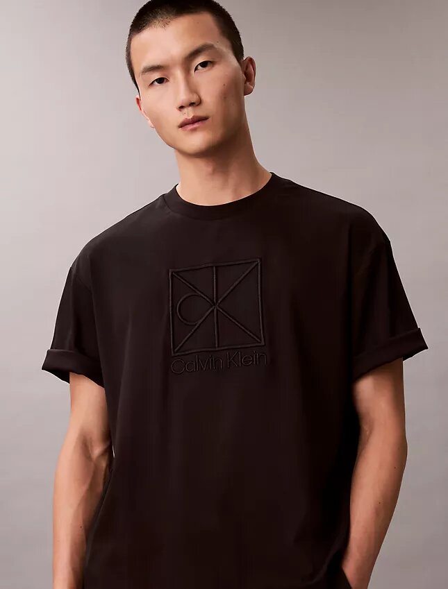 Tricou lejer cu logo emblematic Tricou lejer cu logo emblematic