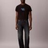 Tricou lejer cu logo grafic 1989