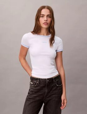 Tricou pentru bebeluși cu logo grafic și bordură contrastantă