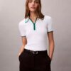 Tricou polo clasic cu fermoar pe un sfert Tricou polo clasic cu fermoar pe un sfert