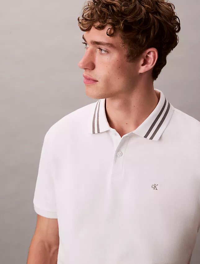 Tricou polo clasic cu monogramă și vârfuri din piqué Tricou polo clasic cu monogramă și vârfuri din piqué
