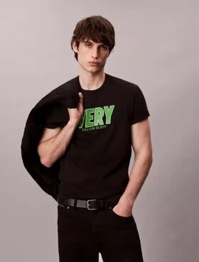 Tricou relaxat, cu imprimeu grafic