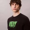 Tricou relaxat, cu imprimeu grafic