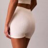 Tricou scurt fără cusături cu emblemă pe guler