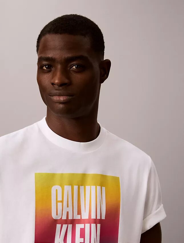 Tricou simplu cu logo Pride Tricou simplu cu logo Pride