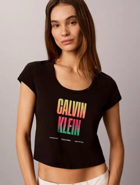 Tricou slim cu guler rotund Pride