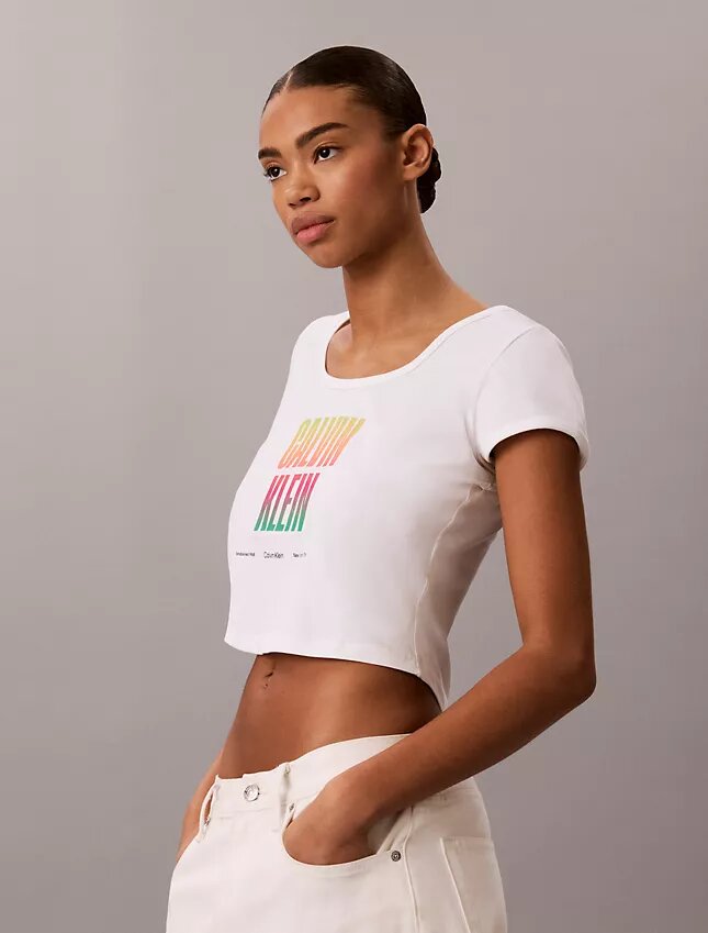 Tricou slim cu guler rotund Pride Tricou slim cu guler rotund Pride