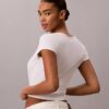 Tricou slim cu guler rotund Pride Tricou slim cu guler rotund Pride